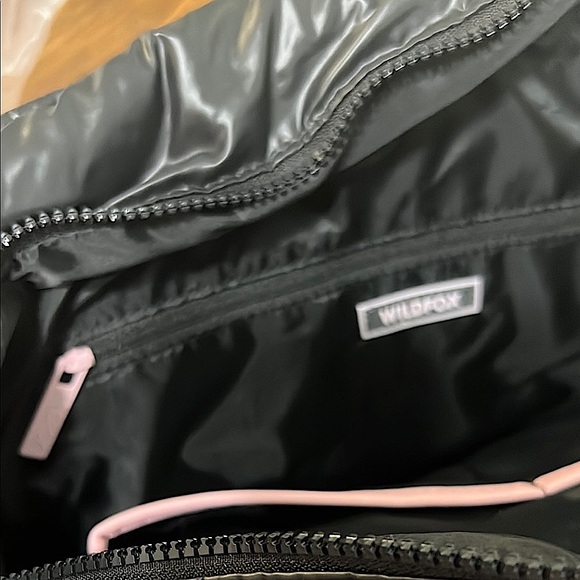 Wildfox Black and silver Tote or Shoulder Bag zipper NWT - Picture 8 of 17